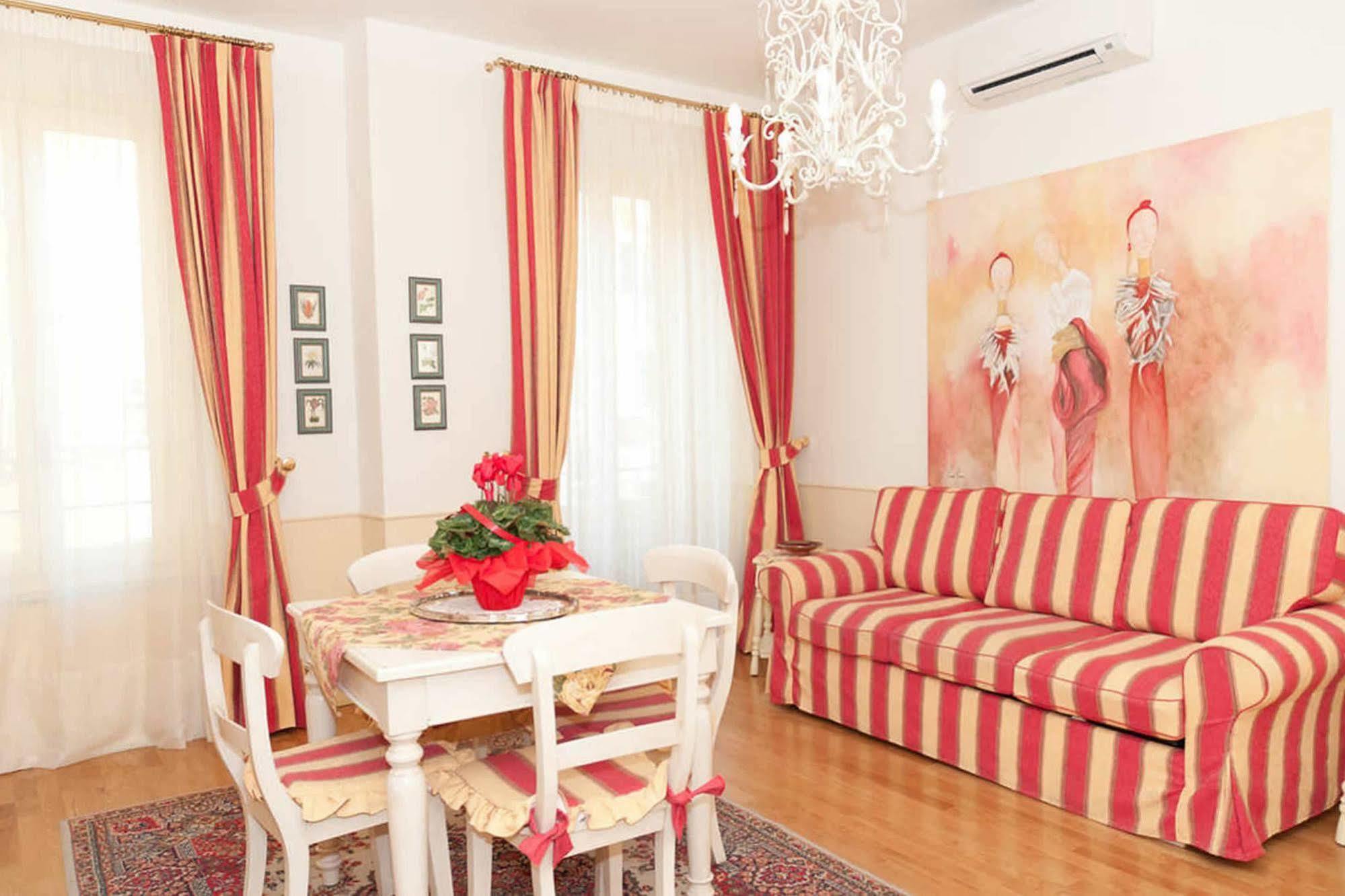 Apartments In Пистойя Экстерьер фото